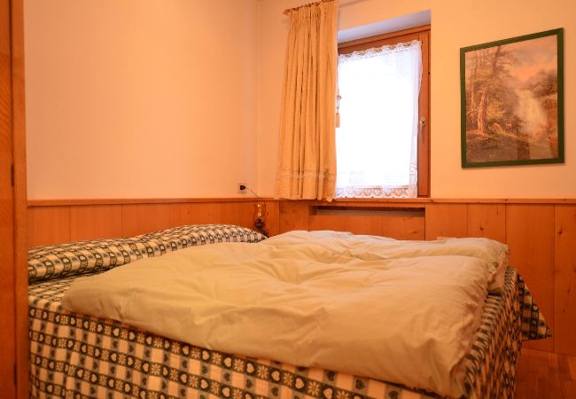 Appartamento a San Vito di Cadore - Cà Enrosarida 2 appartamento in zona centrale - 6 posti letto - WIFI  Appartamento a San Vito di Cadore - Cà Enrosarida 2 appartamento in zona centrale - 6 posti letto - WIFI