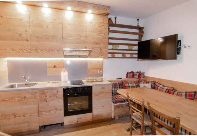 Appartamento a Cortina d´Ampezzo - Tofana Cosy Studio ( beds 2+1)  Appartamento a Cortina d´Ampezzo - Tofana Cosy Studio ( beds 2+1)