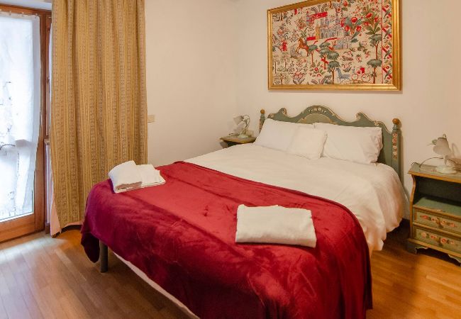 Appartamento a San Vito di Cadore - Cà Enrosadira: a due passi dal centro con WIFI  Appartamento a San Vito di Cadore - Cà Enrosadira: a due passi dal centro con WIFI