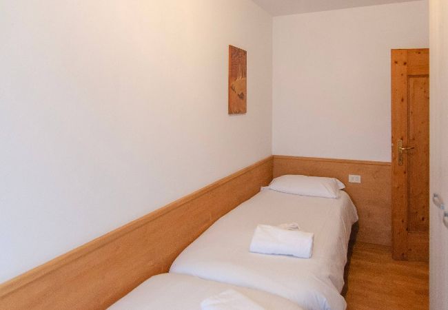 Appartamento a San Vito di Cadore - Cà Enrosadira: a due passi dal centro con WIFI  Appartamento a San Vito di Cadore - Cà Enrosadira: a due passi dal centro con WIFI