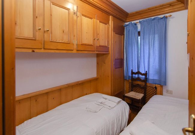 Appartamento a San Vito di Cadore - Cà Enrosadira: a due passi dal centro con WIFI  Appartamento a San Vito di Cadore - Cà Enrosadira: a due passi dal centro con WIFI