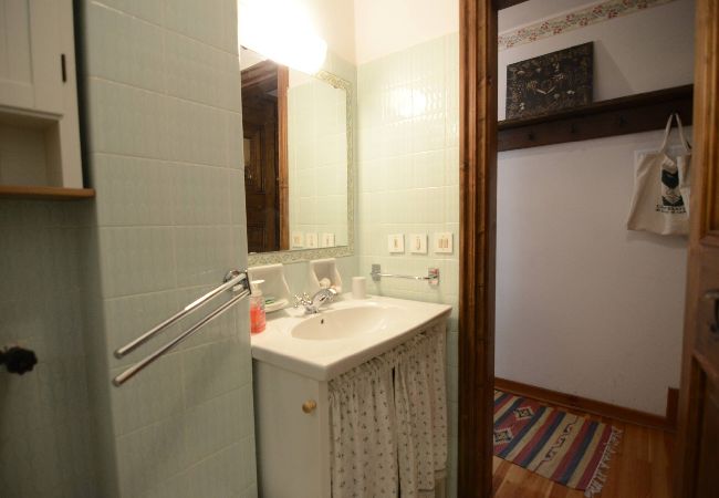 Appartamento a Cortina d´Ampezzo - Monolocale 4 posti letto in zona tranquilla  Appartamento a Cortina d´Ampezzo - Monolocale 4 posti letto in zona tranquilla