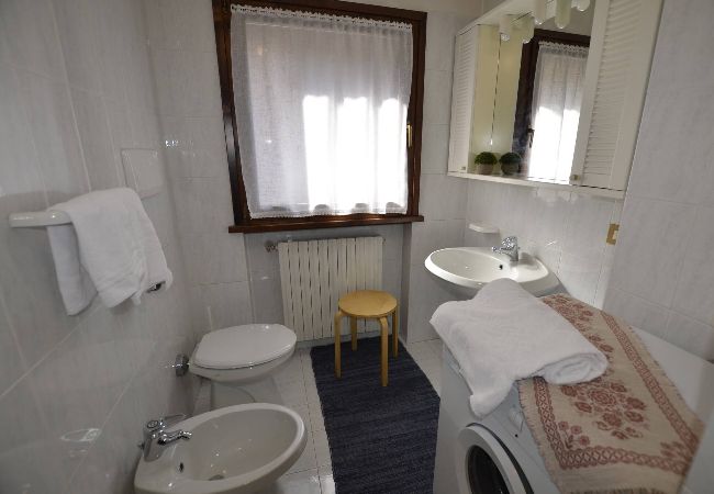 Appartamento a Borca di Cadore - Appartamento ai piedi del Pelmo - Borca di Cadore centro  Appartamento a Borca di Cadore - Appartamento ai piedi del Pelmo - Borca di Cadore centro