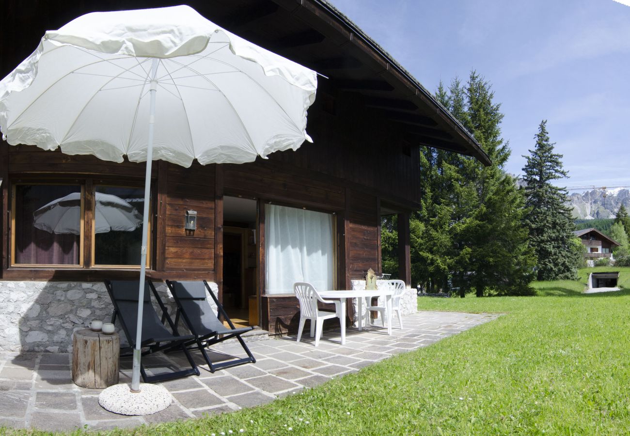 Appartamento a Cortina d´Ampezzo - Comfort loft: centrale con giardino 