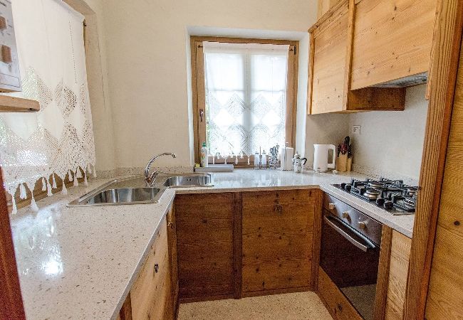 Appartamento a Cortina d´Ampezzo - Elegante appartamento con terrazza a Cortina d'Ampezzo- 5 posti letto- WIFI  Appartamento a Cortina d´Ampezzo - Elegante appartamento con terrazza a Cortina d'Ampezzo- 5 posti letto- WIFI