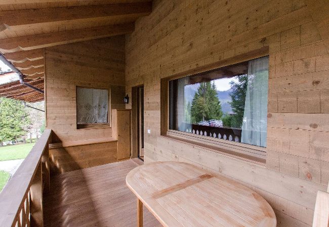 Appartamento a Cortina d´Ampezzo - Elegante appartamento con terrazza a Cortina d'Ampezzo- 5 posti letto- WIFI  Appartamento a Cortina d´Ampezzo - Elegante appartamento con terrazza a Cortina d'Ampezzo- 5 posti letto- WIFI