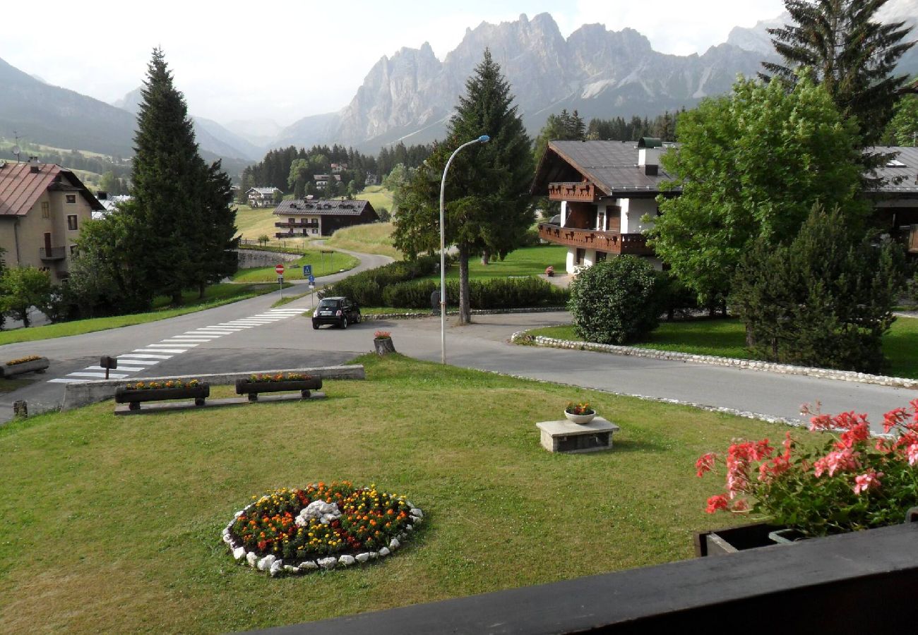 Appartamento a Cortina d´Ampezzo - Villa 5 Torri 