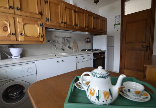 Appartamento a Cortina d´Ampezzo - Ammirando le Dolomiti: 6 posti letto e WIFI Appartamento a Cortina d´Ampezzo - Ammirando le Dolomiti: 6 posti letto e WIFI