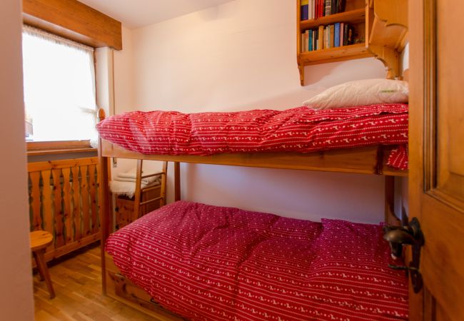 Appartamento a Cortina d´Ampezzo - Ammirando le Dolomiti: 6 posti letto e WIFI Appartamento a Cortina d´Ampezzo - Ammirando le Dolomiti: 6 posti letto e WIFI