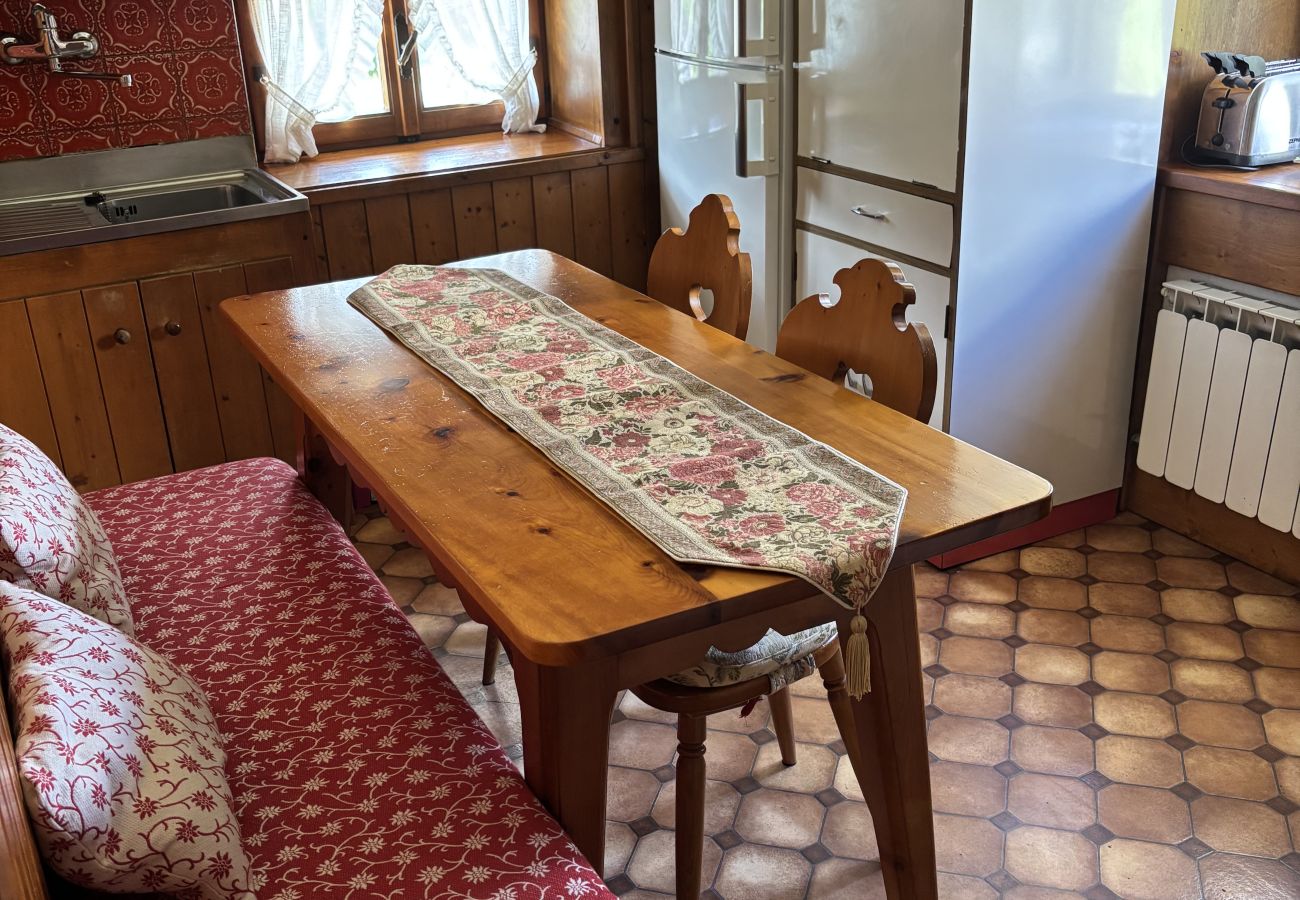 Appartamento a Cortina d´Ampezzo - CASA ALPINA: CENTRALE CON VISTA SULLE DOLOMITI