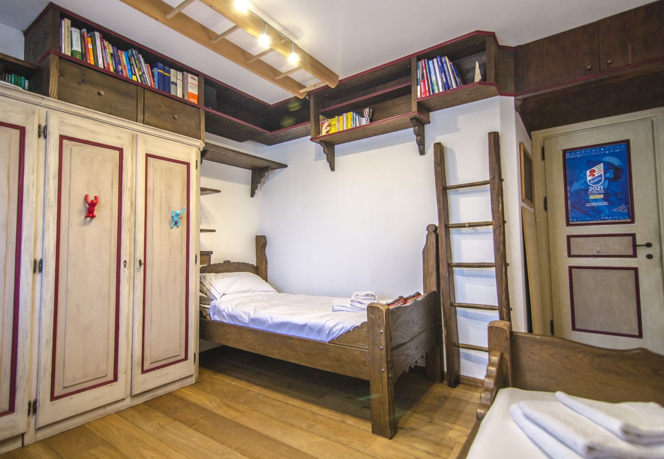 Appartamento a Cortina d´Ampezzo - Nido romantico con vista panoramica