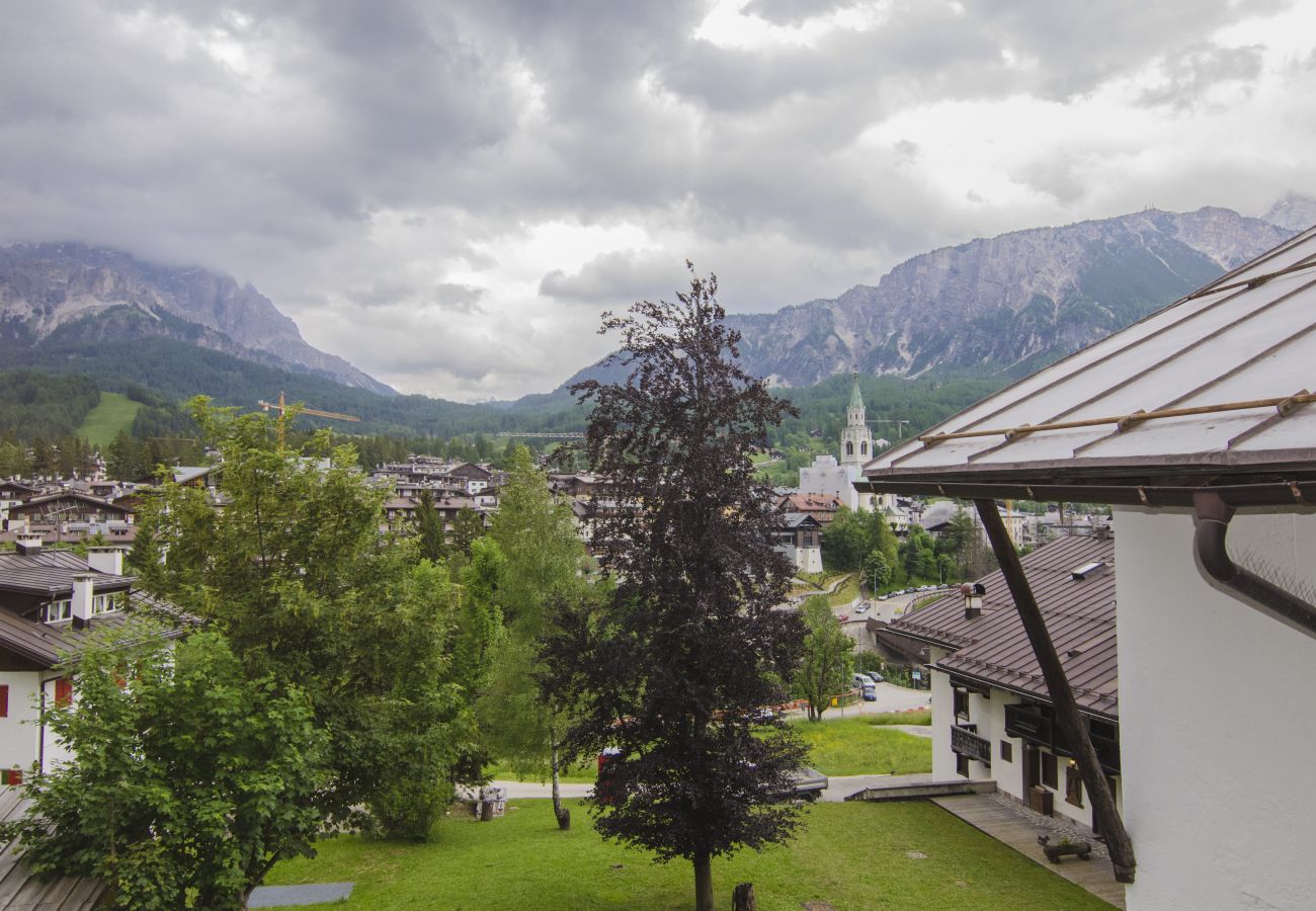 Appartamento a Cortina d´Ampezzo - Comfort a due passi dal centro