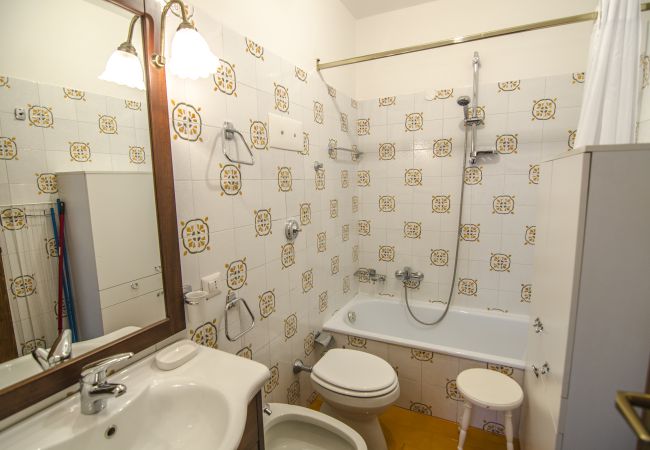 Appartamento a Cortina d´Ampezzo - Casa Masariè: appartamento accogliente fuori dalla confusione Appartamento a Cortina d´Ampezzo - Casa Masariè: appartamento accogliente fuori dalla confusione