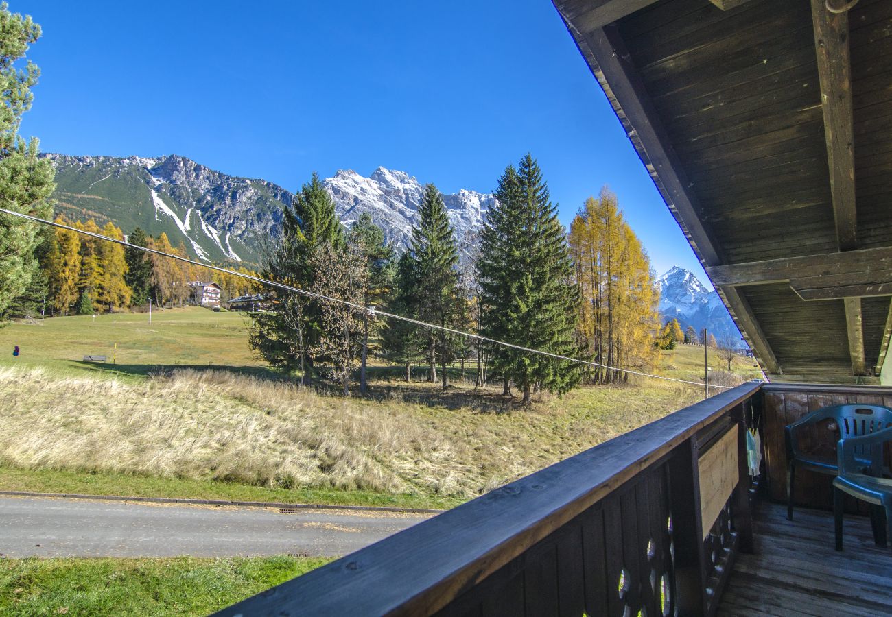 Appartamento a Cortina d´Ampezzo - La tua mansarda in montagna - Comfort e vista per tutta la famiglia