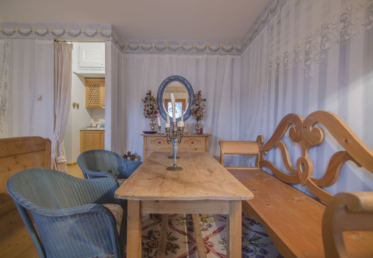 Appartamento a Cortina d´Ampezzo - Monolocale Romantico tra le vette di Cortina