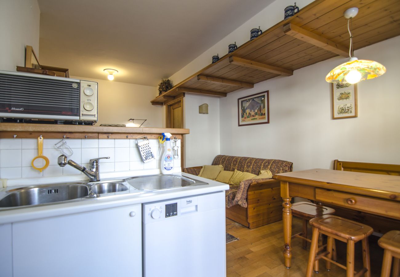 Appartamento a Cortina d´Ampezzo - Cortina da vivere: il tuo rifugio a due passi da tutto