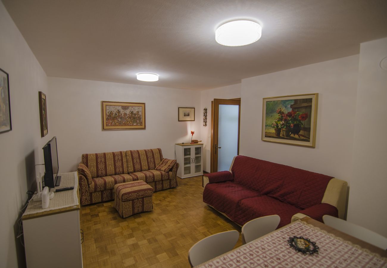 Appartamento a Cortina d´Ampezzo - Appartamento soleggiato in località Alverà – Cortina d’Ampezzo