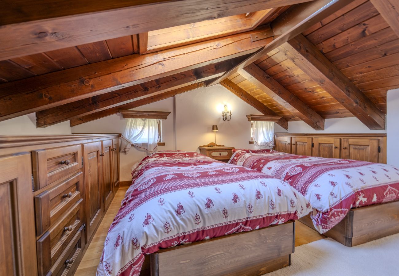 Appartamento a Cortina d´Ampezzo - Relax e panorama a Cortina: accogliente appartamento a Pecol