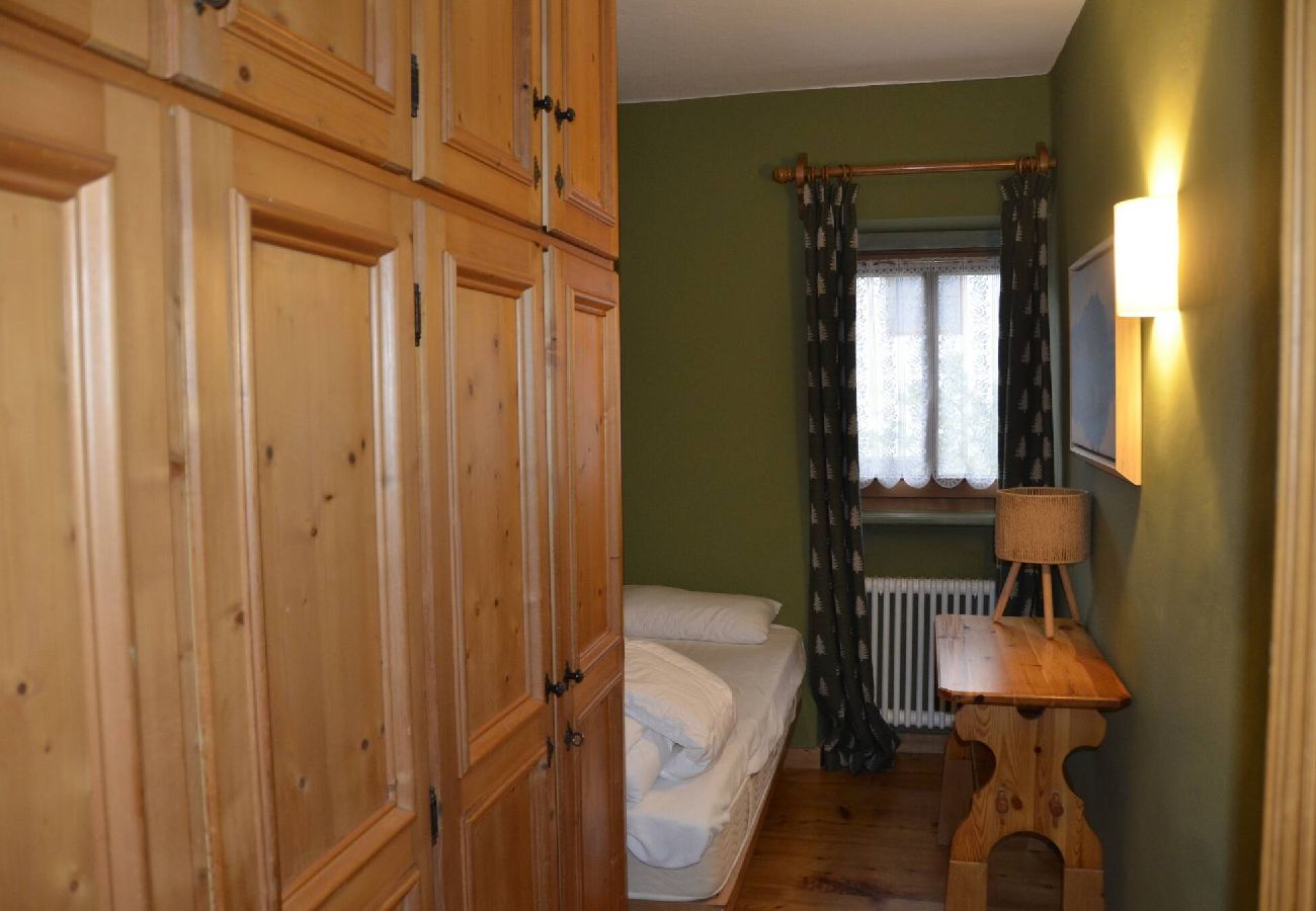 Ferienwohnung in Cortina d´Ampezzo - Appartamento con tre camere e giardino a Chiave 