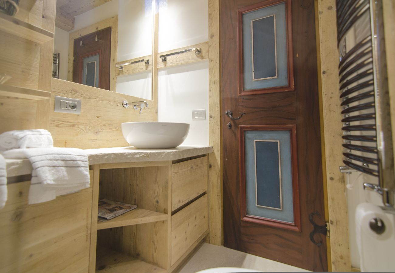 Ferienwohnung in Cortina d´Ampezzo - Delizioso appartamento con vista, wifi, in centro 