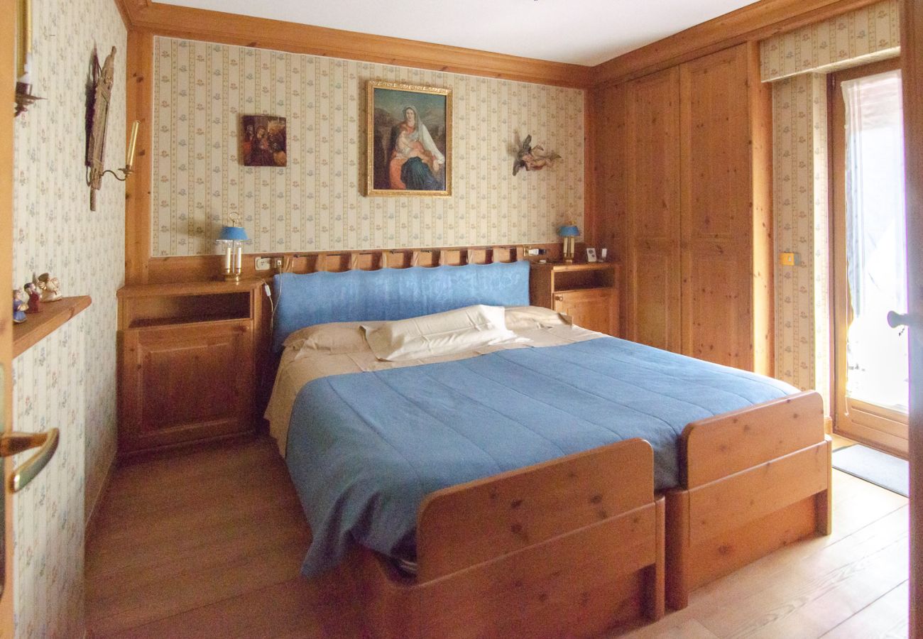 Ferienwohnung in Cortina d´Ampezzo - Cianderies: appartamento luminoso e centrale con terrazza su tre lati
