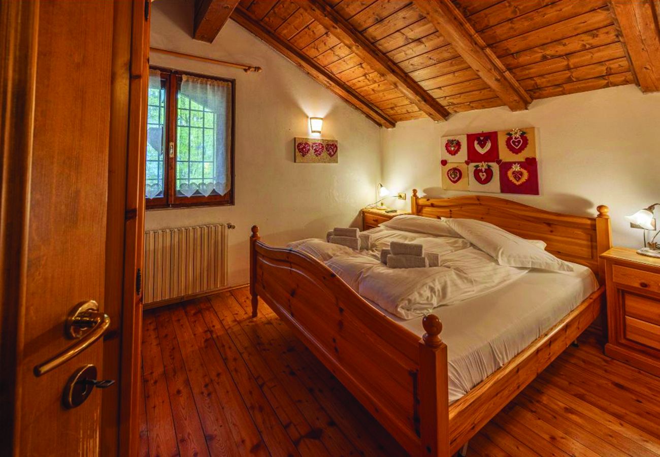 Ferienwohnung in San Vito di Cadore - Casa Mary: 4 posti letto vista Pelmo