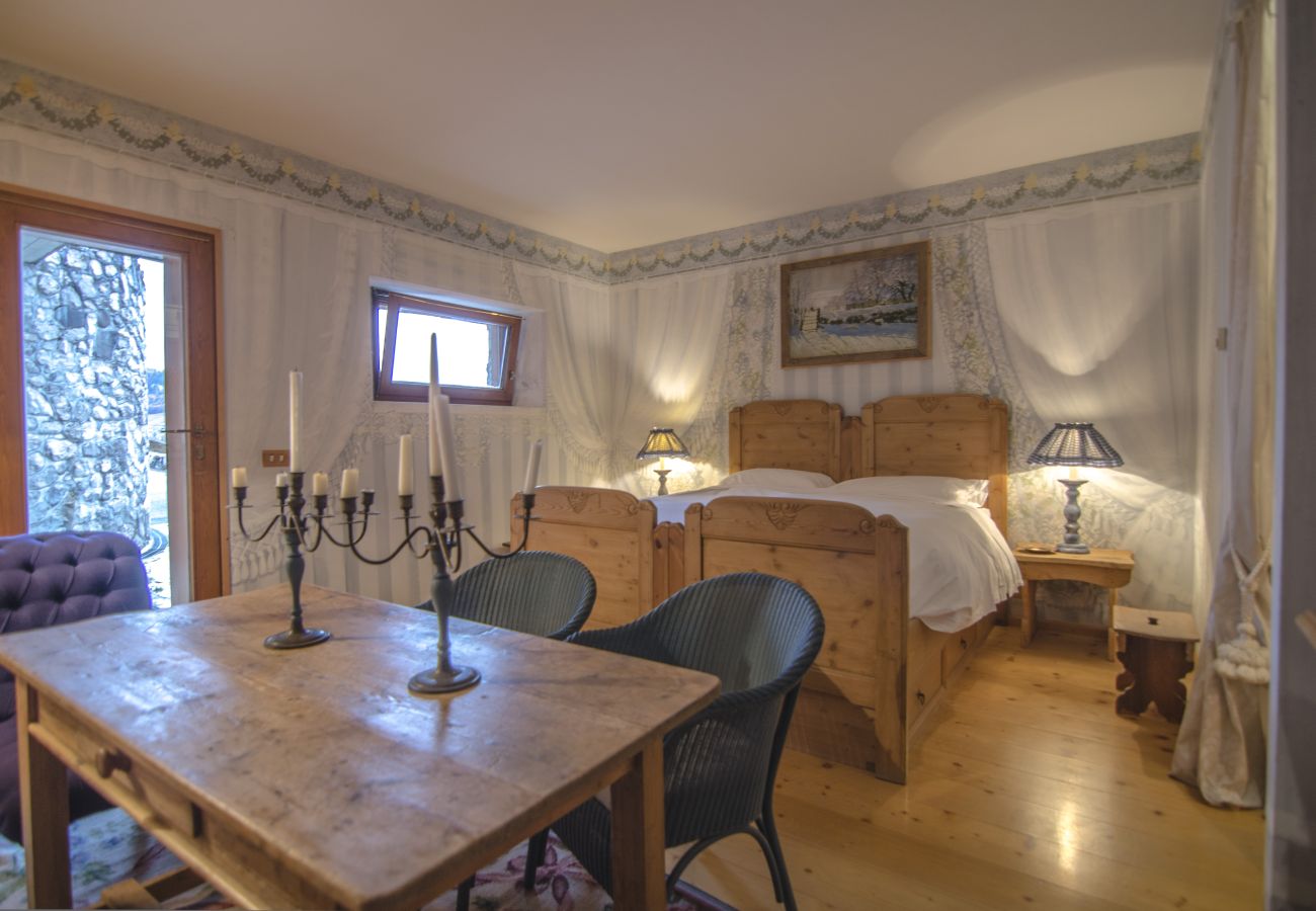 Ferienwohnung in Cortina d´Ampezzo - Monolocale Romantico tra le vette di Cortina