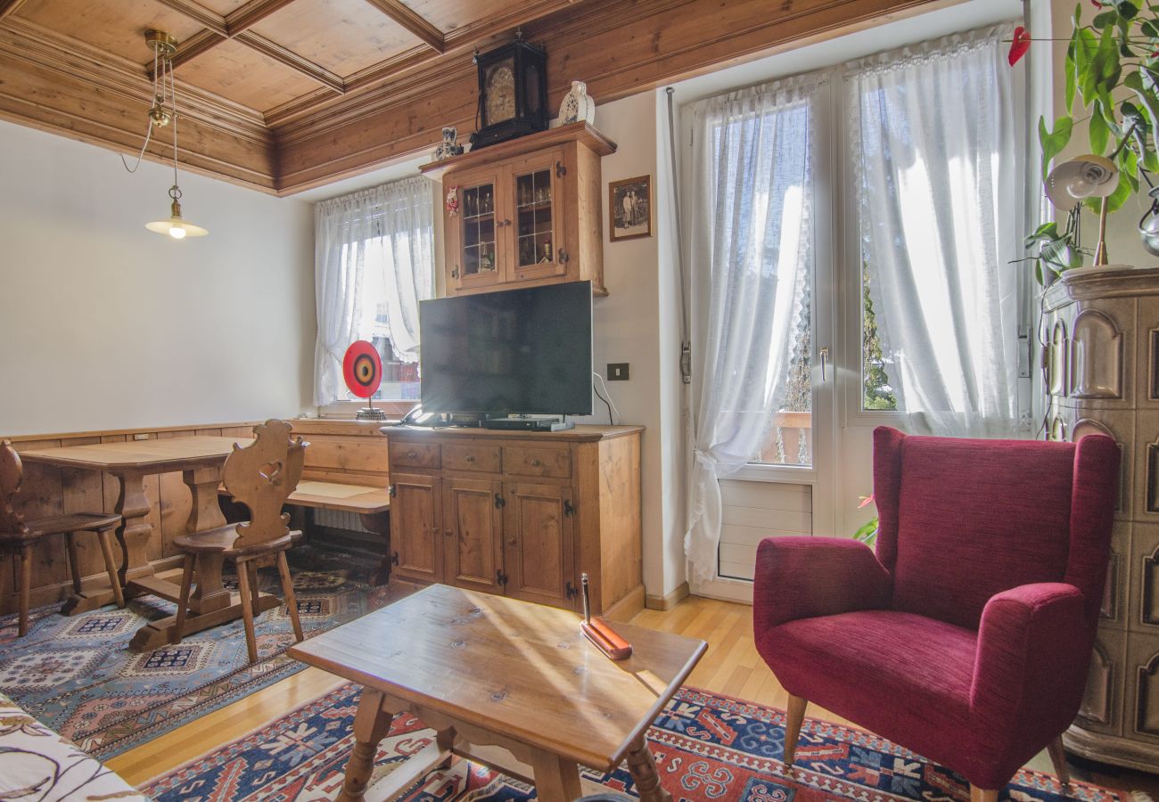 Ferienwohnung in Cortina d´Ampezzo - Appartamento Alpino a Cortina, Comodo e Centrale