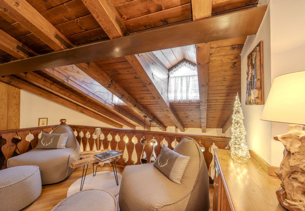Ferienwohnung in Cortina d´Ampezzo - Relax e panorama a Cortina: accogliente appartamento a Pecol