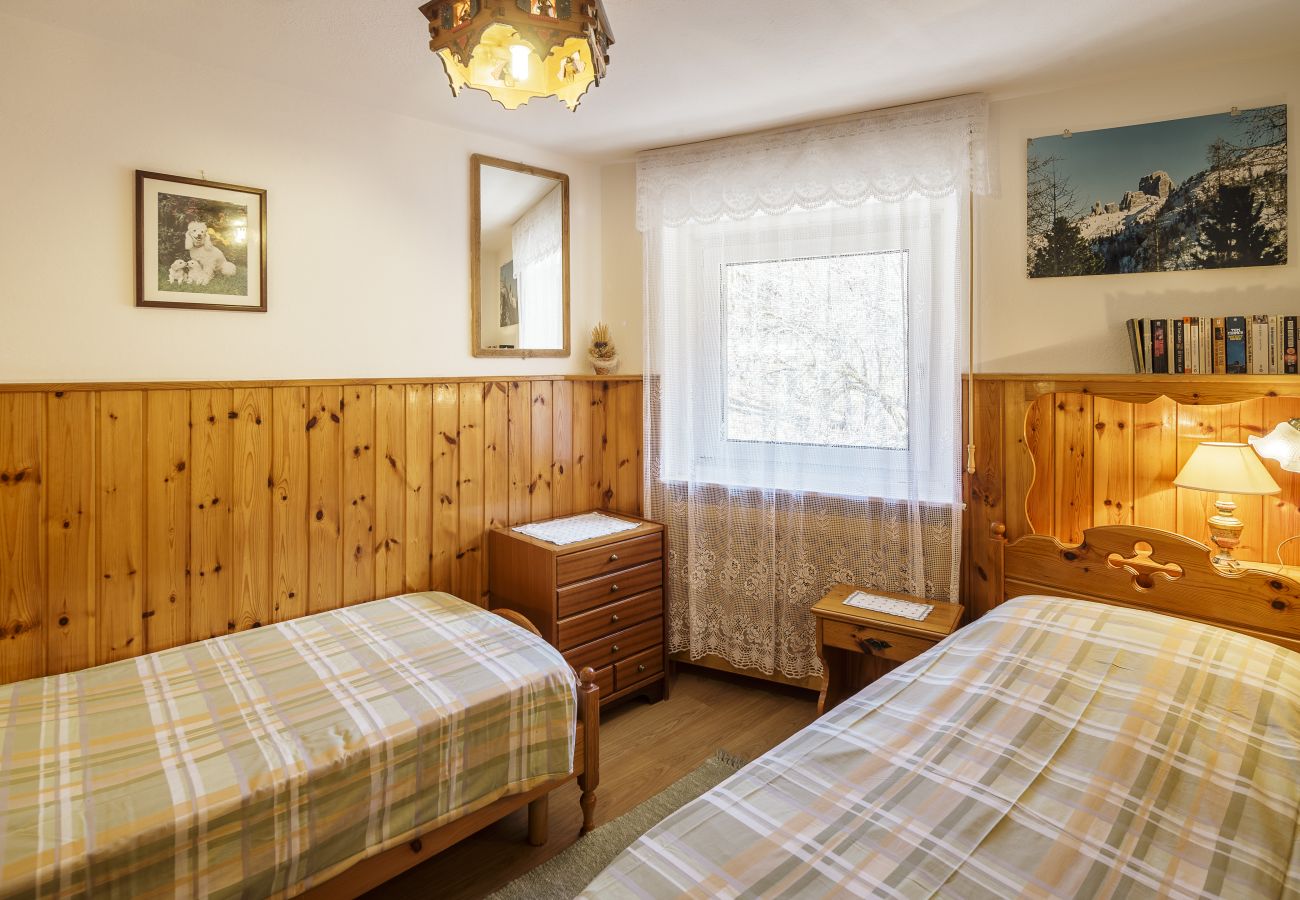 Ferienwohnung in Cortina d´Ampezzo - Casa CiasaToa - il tuo angolo di relax tra le vette di Cortina