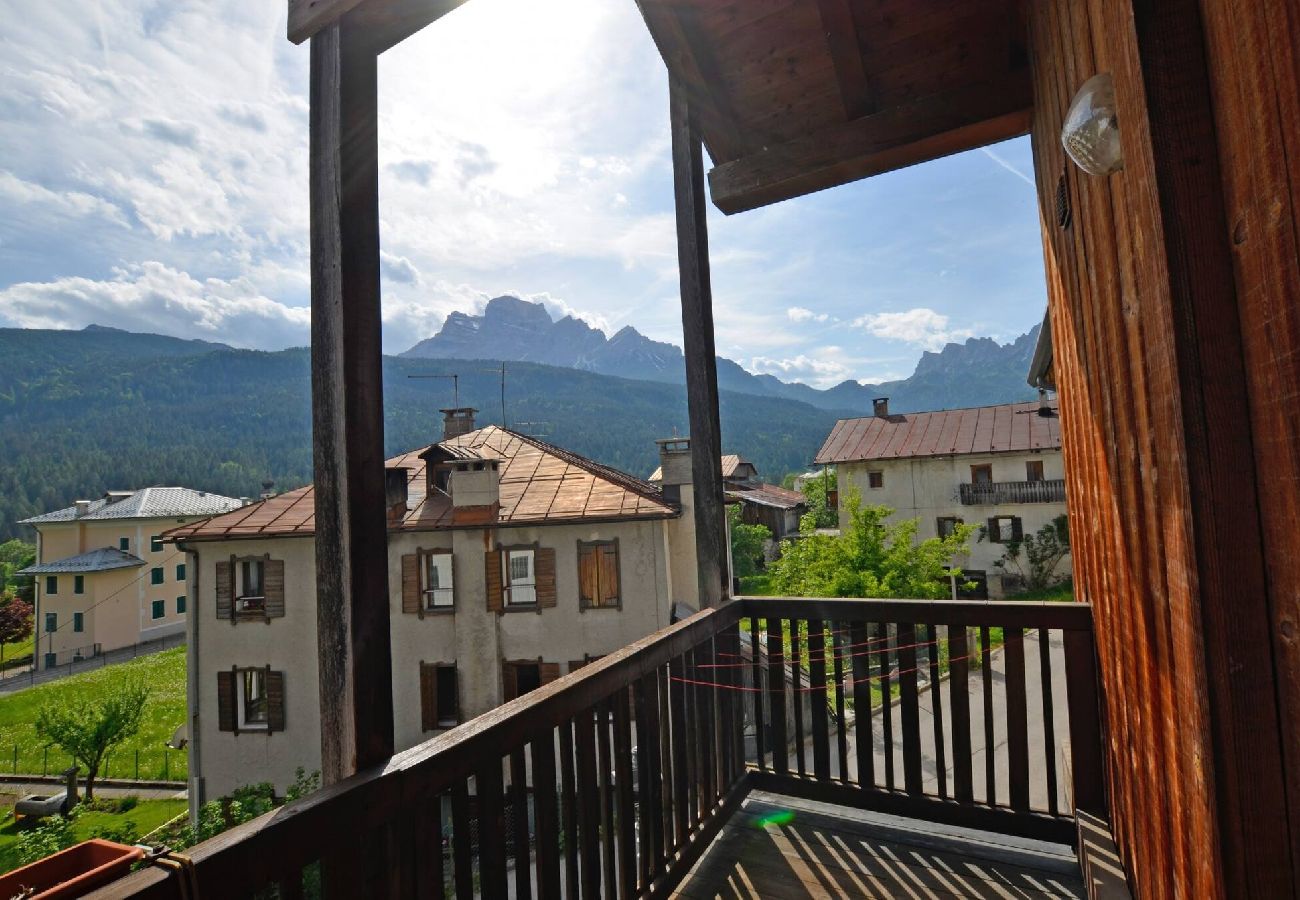 Apartment in Borca di Cadore - Apartment at the foothills of Pelmo - Borca di Cadore center 