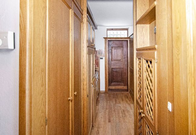 Apartment in Cortina d´Ampezzo - Comfort loft: central zone and garden. Apartment in Cortina d´Ampezzo - Comfort loft: central zone and garden.