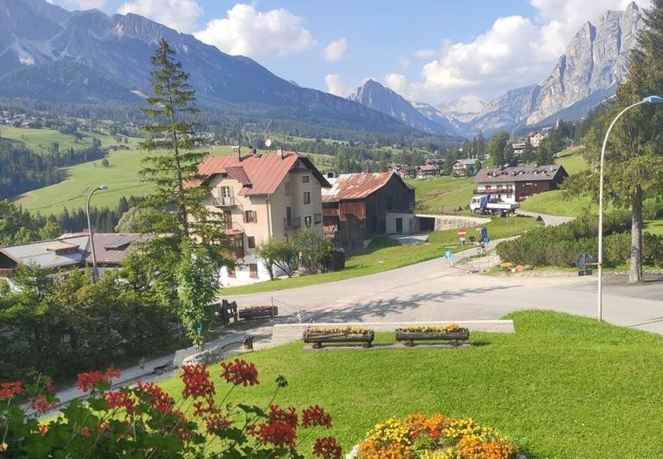 Apartment in Cortina d´Ampezzo - Villa 5 Torri 