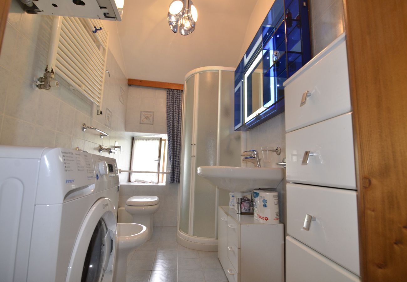 Apartment in Cortina d´Ampezzo - ALPINE HOUSE : CENTRAL WITH VIEW ON THE DOLOMITE.