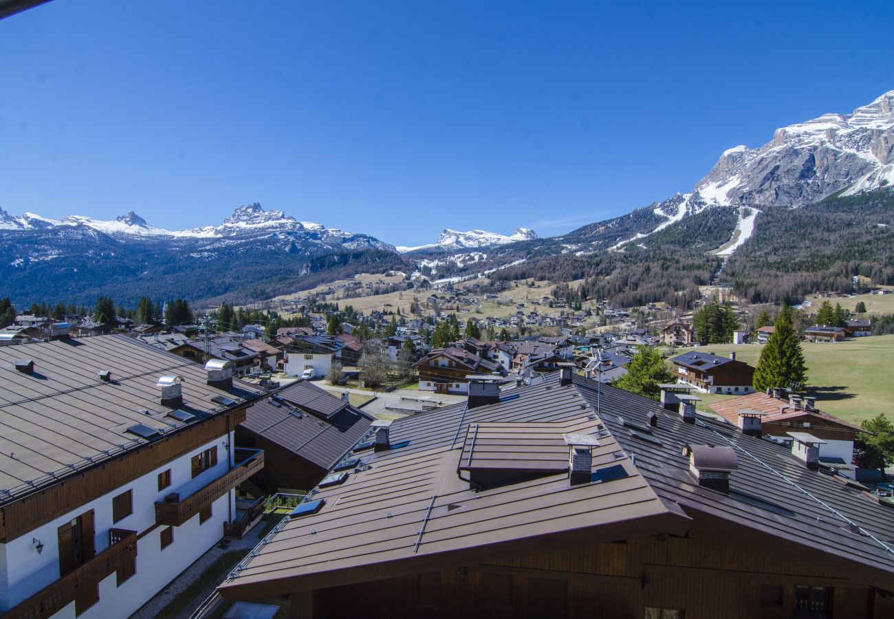 Apartment in Cortina d´Ampezzo - Romantic Hideaway with Breathtaking Views