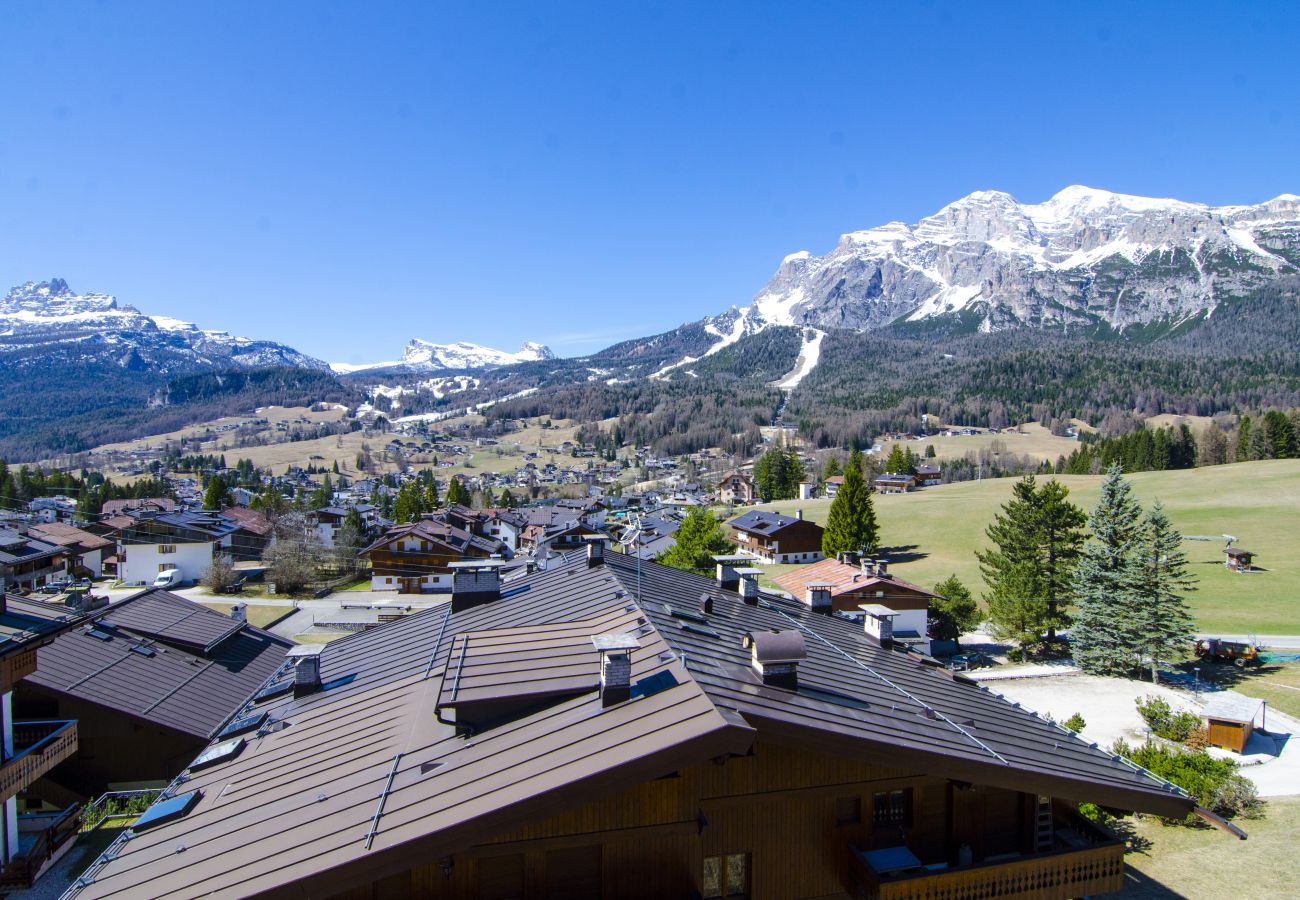 Apartment in Cortina d´Ampezzo - Romantic Hideaway with Breathtaking Views