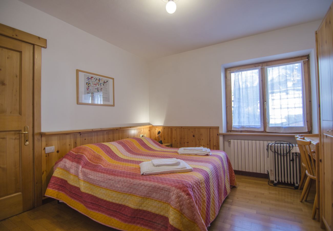 Apartment in Cortina d´Ampezzo - Cortina to experience: your retreat just a stone's throw from everything