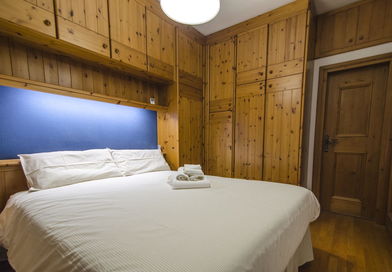 Apartment in Cortina d´Ampezzo - Alpine Apartment in Cortina, Comfy and Central