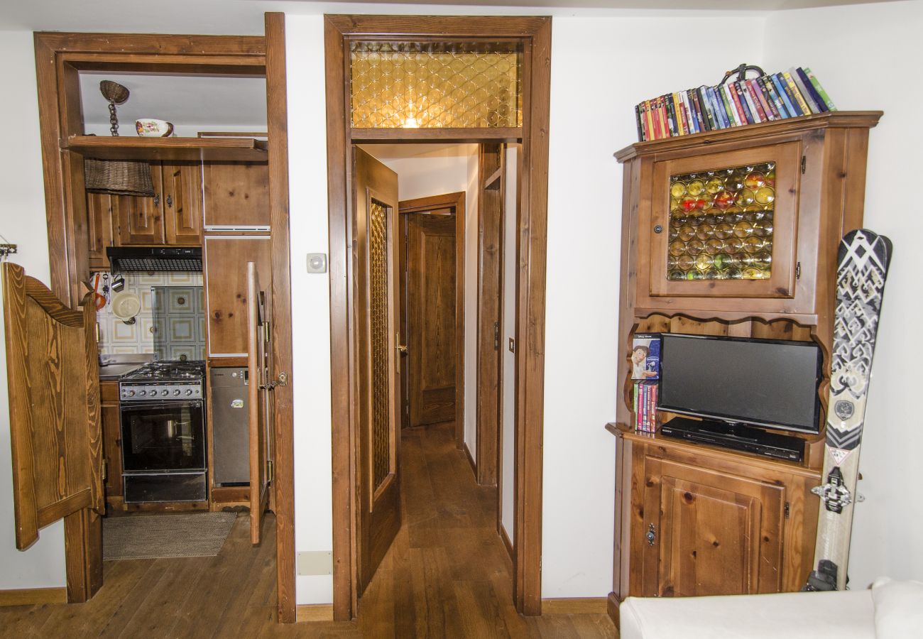 Apartment in San Vito di Cadore - Ca Tambres your home in the Dolomites