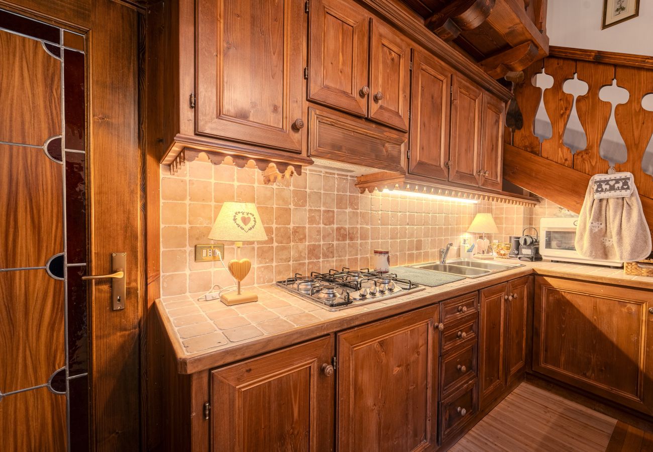Apartment in Cortina d´Ampezzo - Relax and scenic views in Cortina: a cozy apartment in Pecol